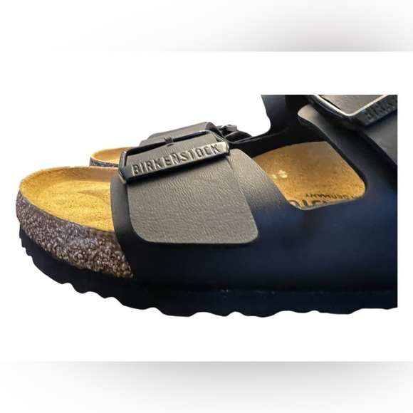 NWOT Birkenstock Arizona Birko-Flor Black Sandals in EU 44 or Mens 11 - Picture 8 of 11